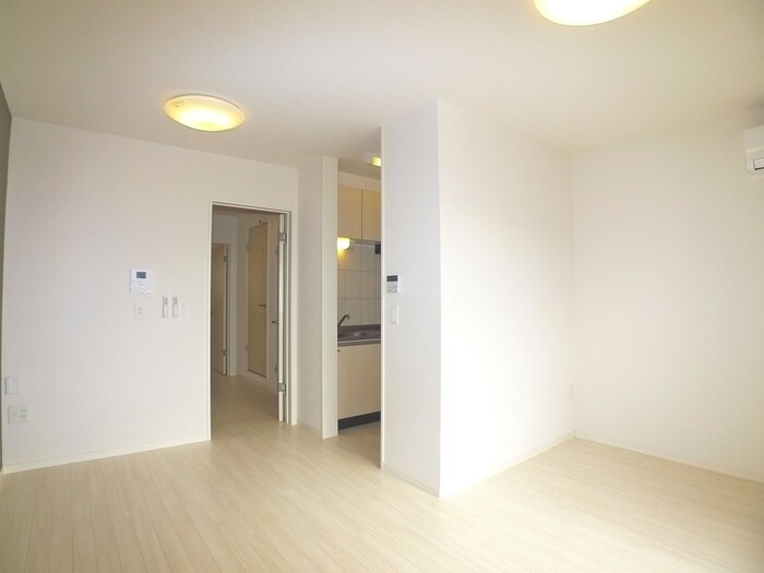 ブランジュ南逆井の物件内観写真