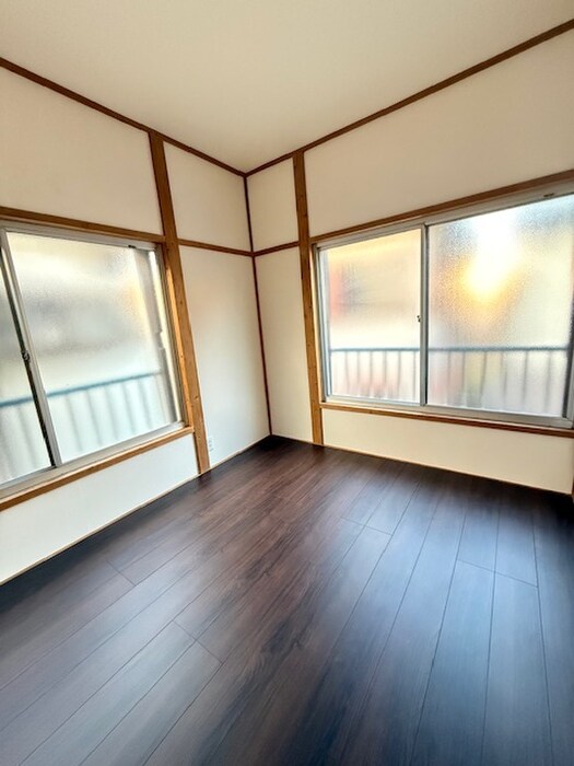 第一稲垣ハイツの物件内観写真