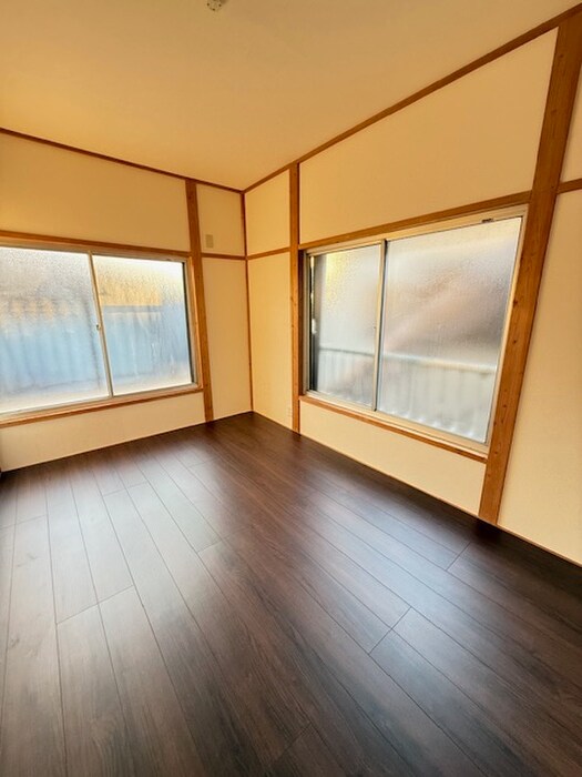 第一稲垣ハイツの物件内観写真