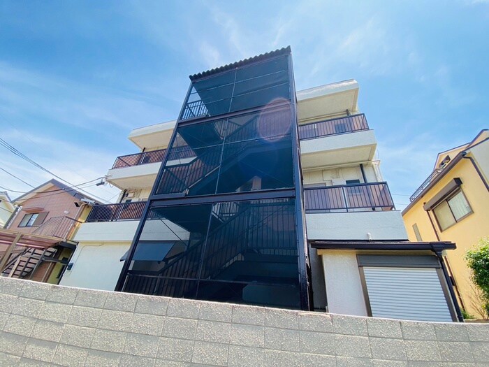 ひかりハイツの物件外観写真