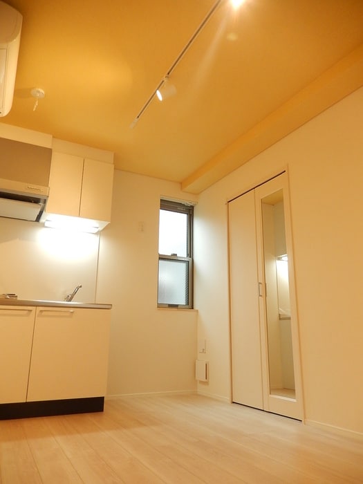 グランエッグス千歳烏山Nの物件内観写真