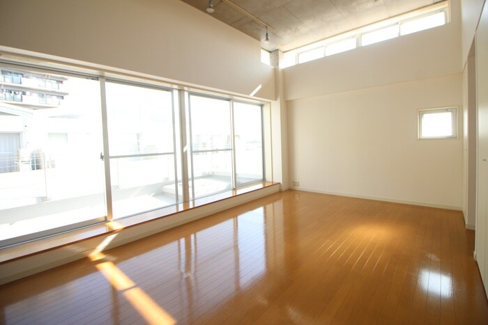 ＯＺ－ＣＯＵＲＴの物件内観写真