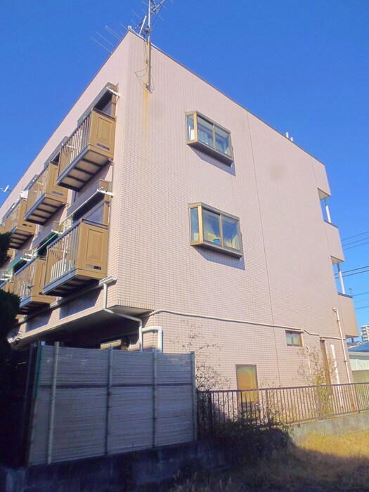 wild cat　調布の物件外観写真