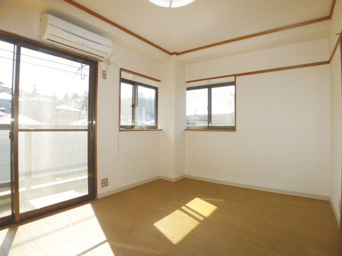 第一ビル中山の物件内観写真