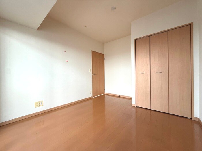 ロイヤルKJの物件内観写真