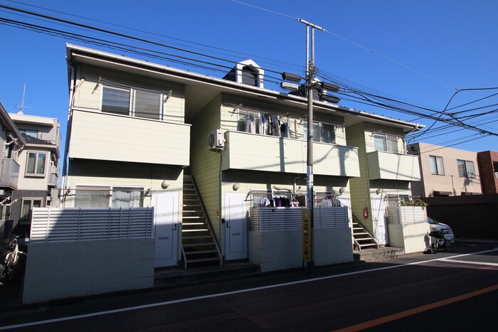 エバ－グリ－ンアパ－トの物件外観写真