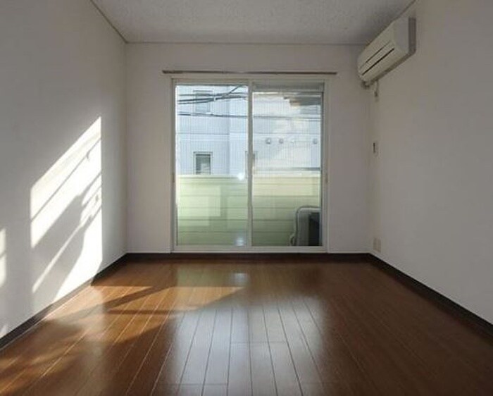 エバ－グリ－ンアパ－トの物件内観写真