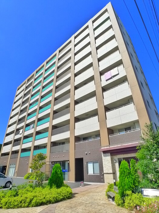 グロ－ブアマランスの物件外観写真