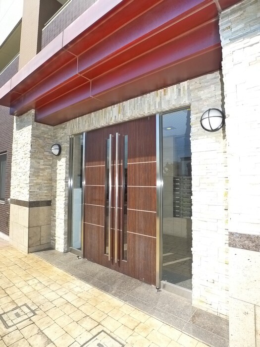 グロ－ブアマランスの物件外観写真