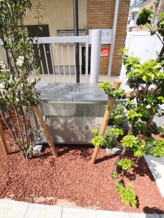 カラスヤマテラスNの物件外観写真