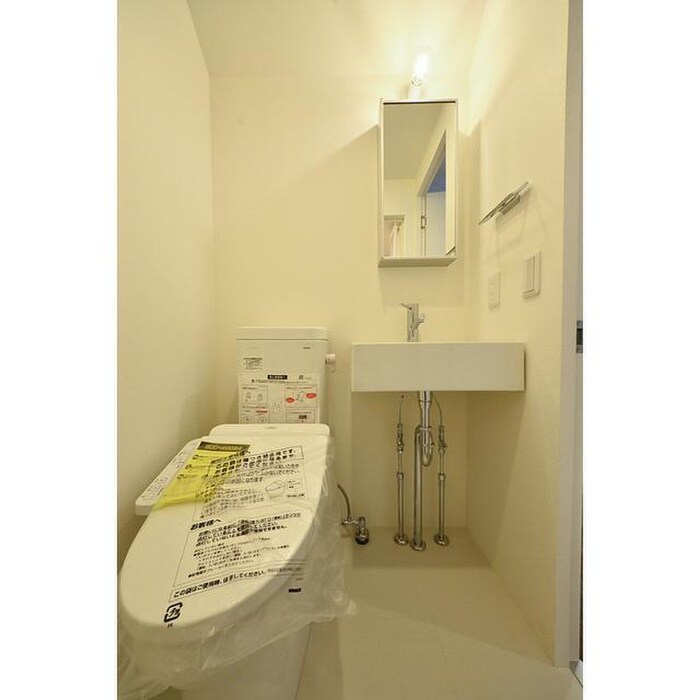 カラスヤマテラスNの物件内観写真