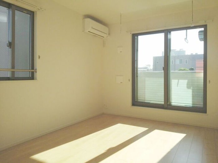 アンジュールの物件内観写真