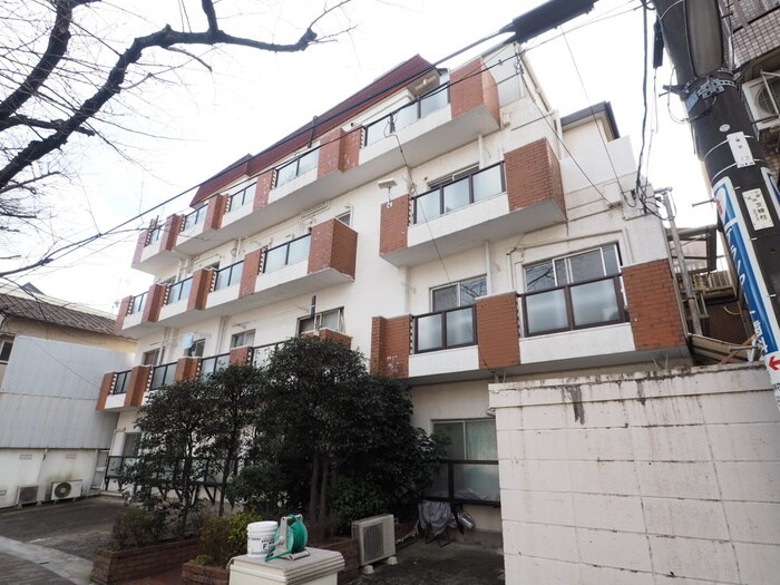 渡辺マンションの物件外観写真