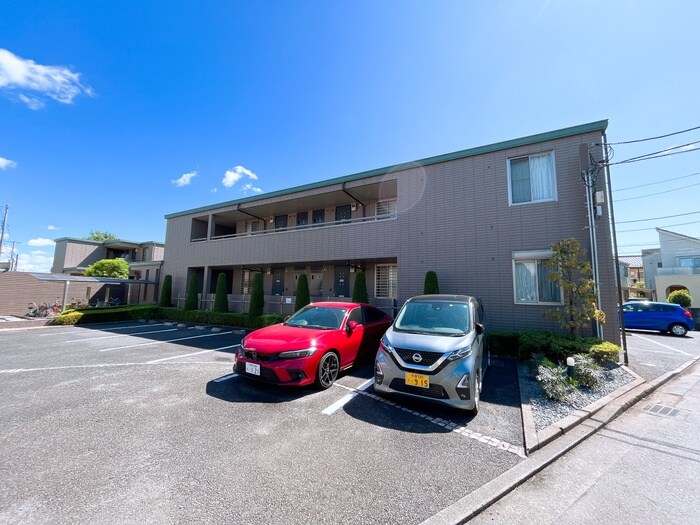 メゾン小柳の物件外観写真