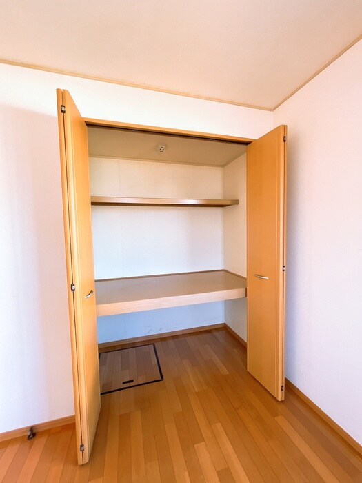 メゾン小柳の物件内観写真