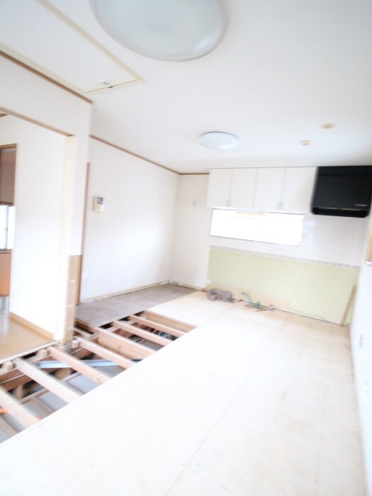 新町一丁目貸家の物件内観写真