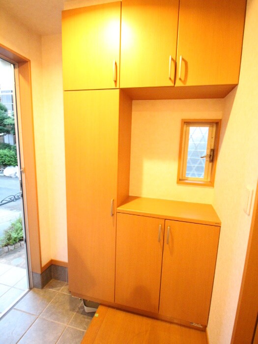 新町一丁目貸家の物件内観写真