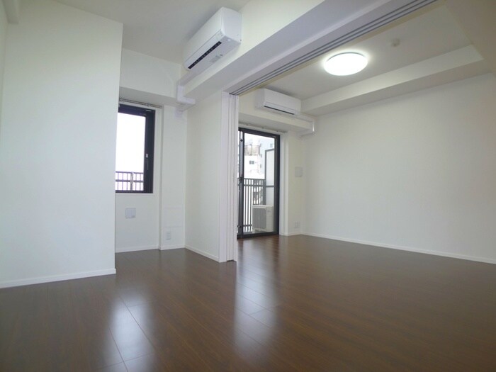 コンフォリア上野入谷の物件内観写真