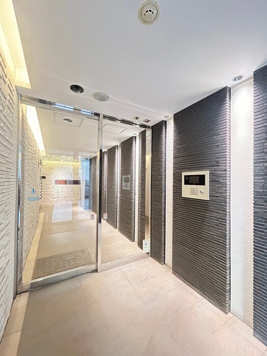 ロイジェント九段の物件外観写真