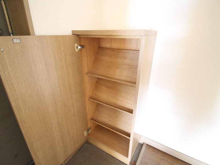 ベルボア目白(1F)の物件内観写真