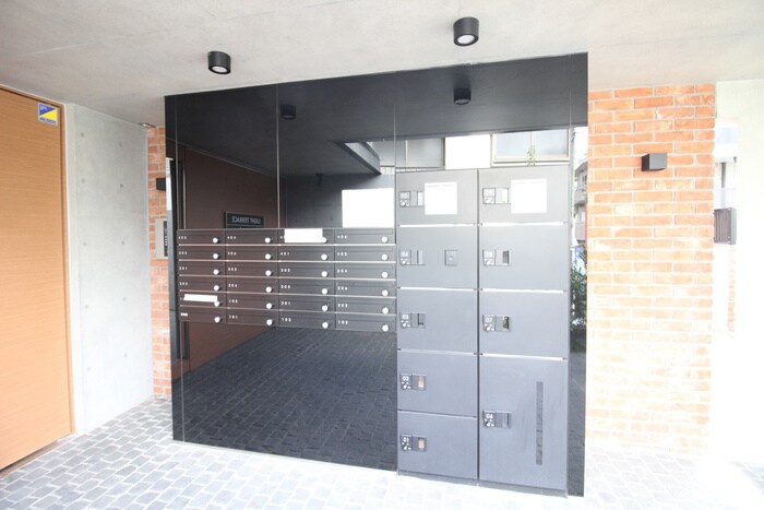 ライトテラス中野坂上の物件外観写真