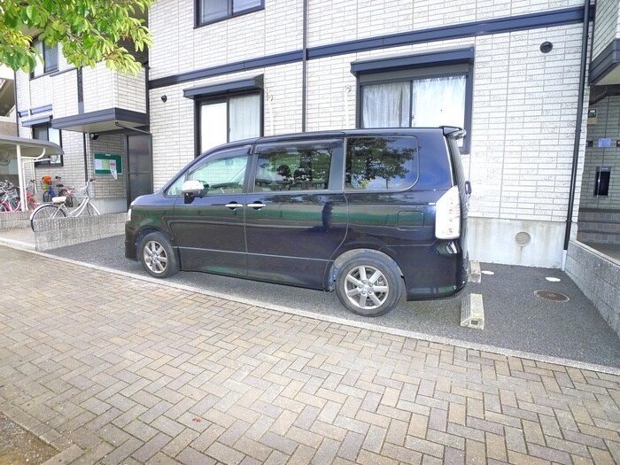 アベニューの物件外観写真