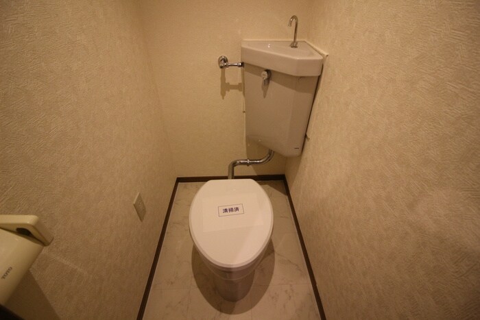 シャルレ早稲田の物件内観写真