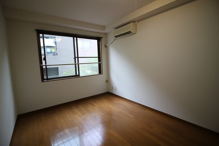 シャルレ早稲田の物件内観写真