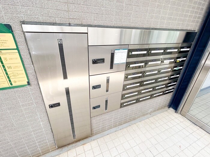 ファミ－ルヴィラ多摩の物件外観写真