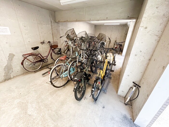 ファミ－ルヴィラ多摩の物件外観写真