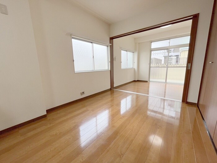 名弘マンションの物件内観写真