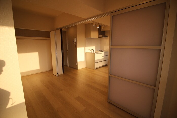 ONE ROOF FLAT NISHIWASEDAの物件内観写真