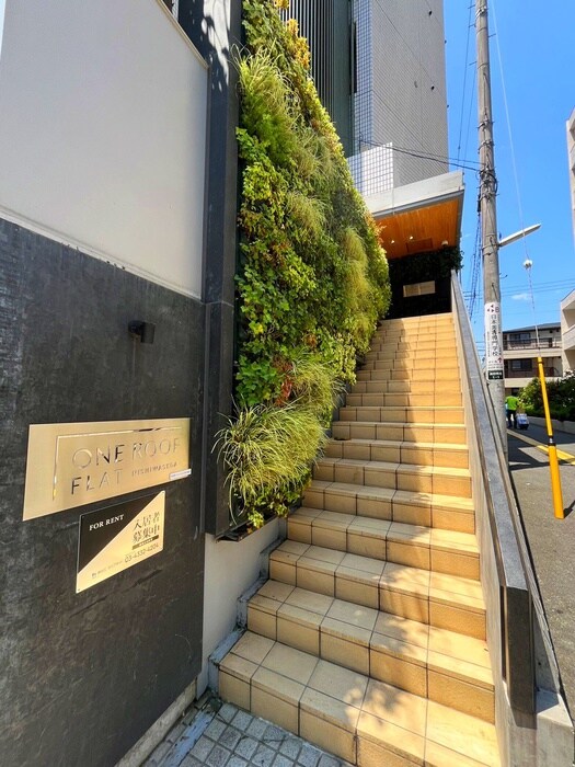 ONE ROOF FLAT NISHIWASEDAの物件外観写真