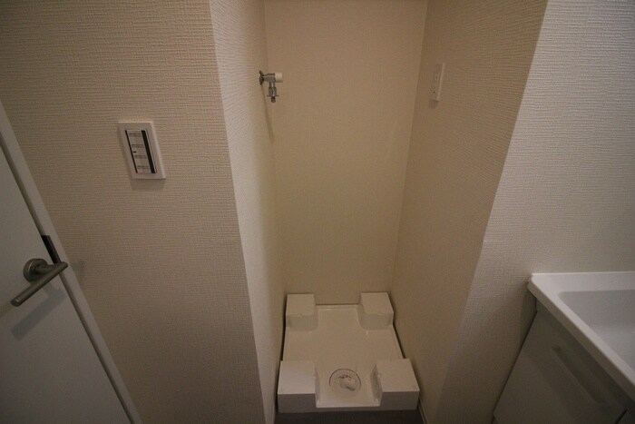 ONE ROOF FLAT NISHIWASEDAの物件内観写真