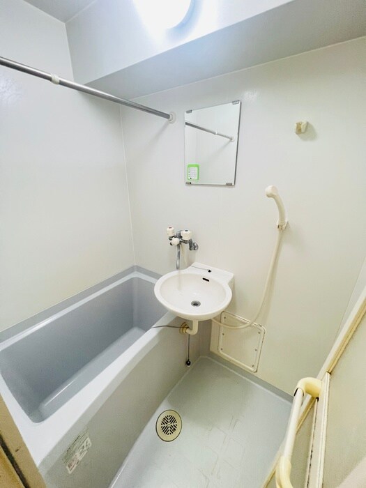 ﾌﾟﾚｰﾙ月島RIVAGE(401)の物件内観写真