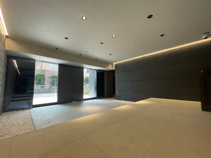 S-RESIDENCE行徳aileの物件外観写真