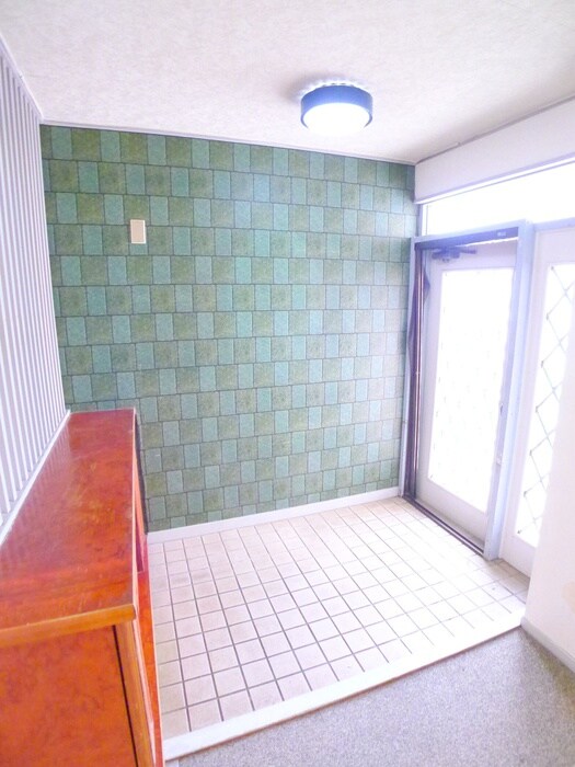 柏市大津ケ丘住宅付き店舗の物件内観写真