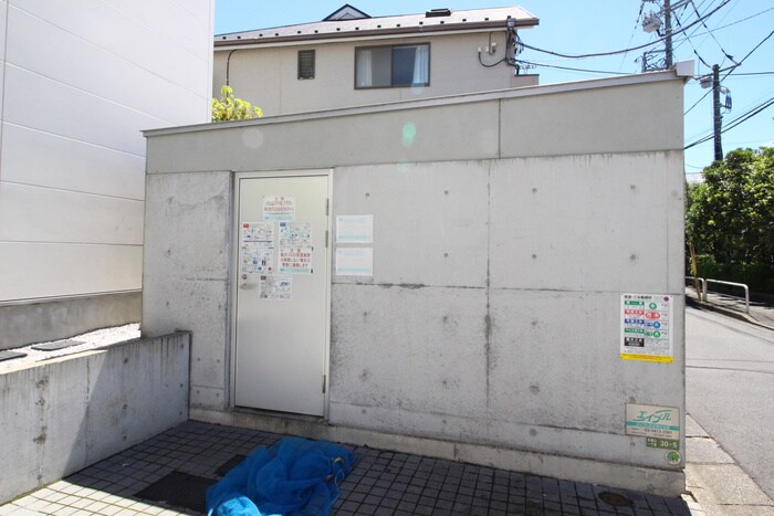 PASEO EASTの物件外観写真