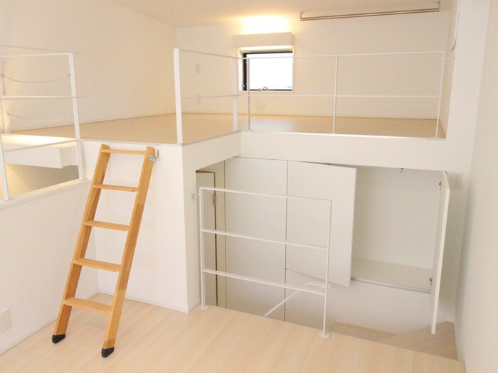 PASEO EASTの物件内観写真