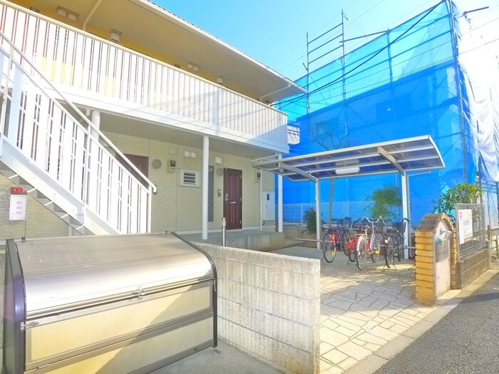 エルボヌ－ルの物件外観写真