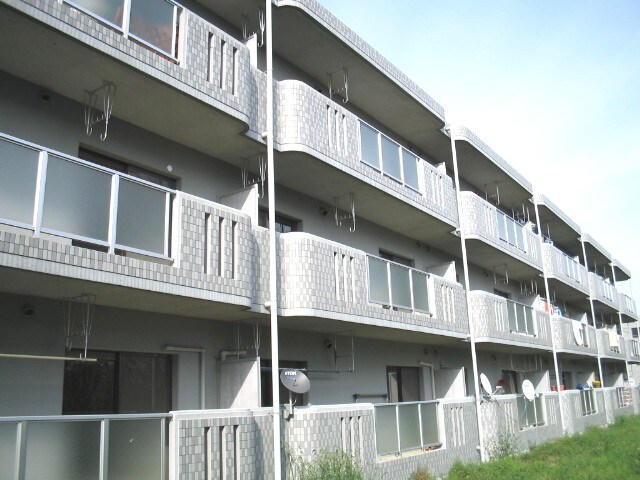 厚木国際飯山レジデンスＣ棟の物件外観写真