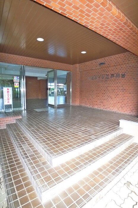 ネオハイツ江戸川台A棟(902)の物件外観写真