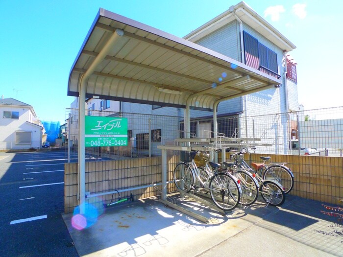 フォ－ルＢ棟の物件外観写真