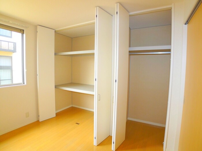 フォ－ルＢ棟の物件内観写真