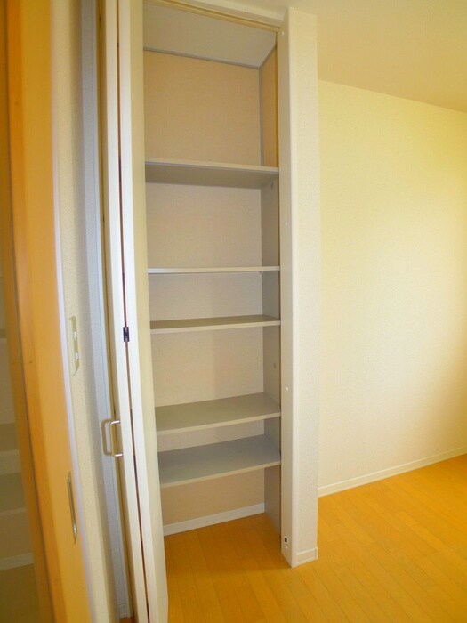 フォ－ルＢ棟の物件内観写真