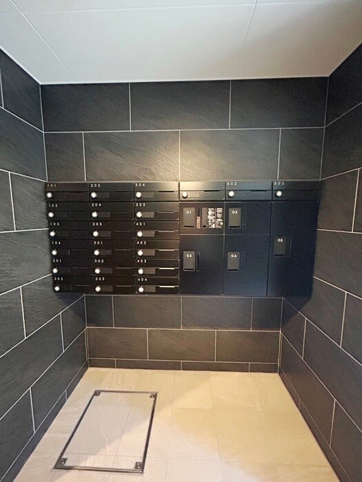 エルファーロ中野富士見町の物件外観写真