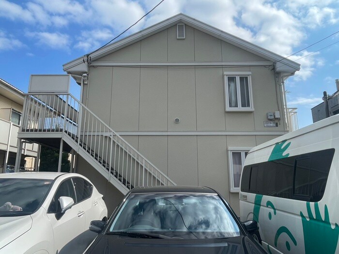 マエパコーポの物件外観写真