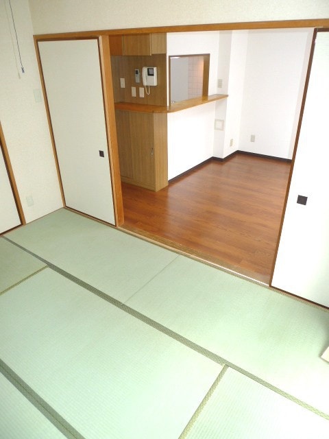 エンブレム壱番館の物件内観写真