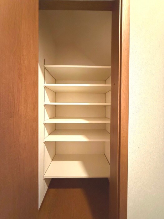 西新井栄町2丁目戸建の物件内観写真