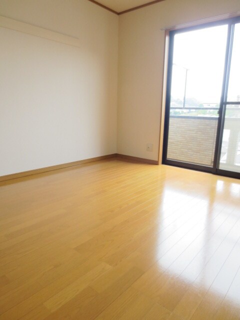 クラ－ジュリヴの物件内観写真